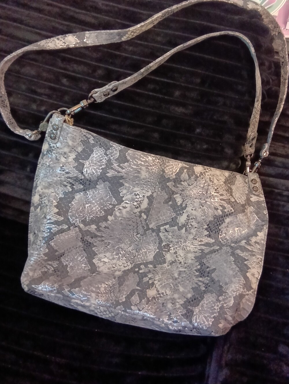 HOBO Int'l. Darcy Grey,Black & Cream Snake-Print Floral 3-n-1 Bag W/Dusty NWT